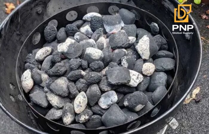 Learn how charcoal expires and loses its efficiency and how to avoid it