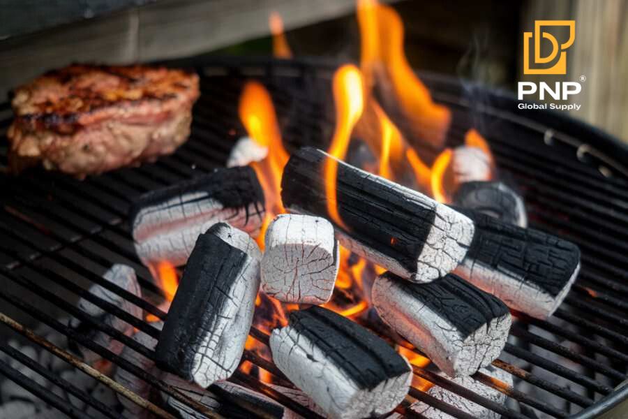 The lump charcoal lasts for 2-3 hours while briquettes lasts for 4-5 hours in burning