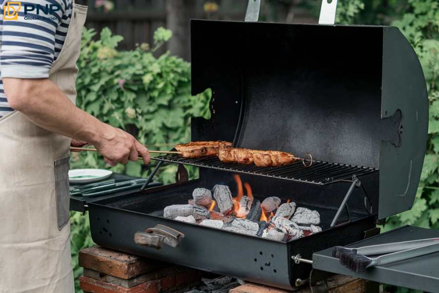 Using the charcoal grill requires some steps to follow for best results 