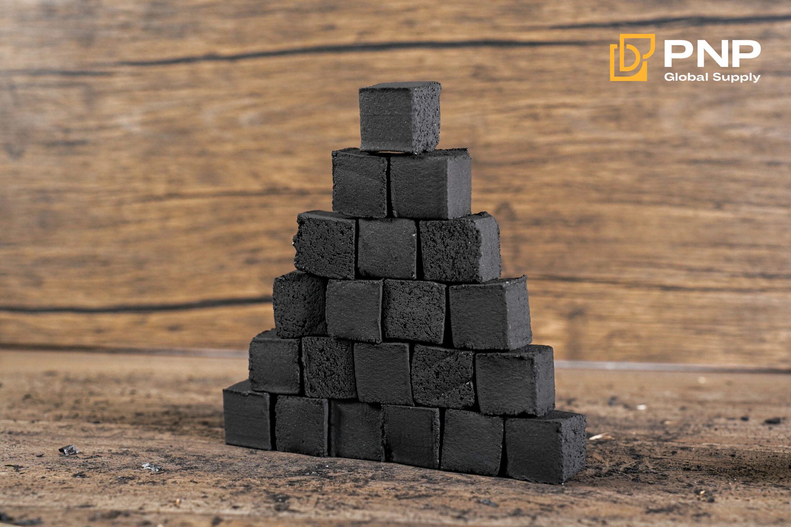 The 6 Benefits of Coconut Charcoal That Most Grillers Overlook 1 Coconut charcoal has a long burning time