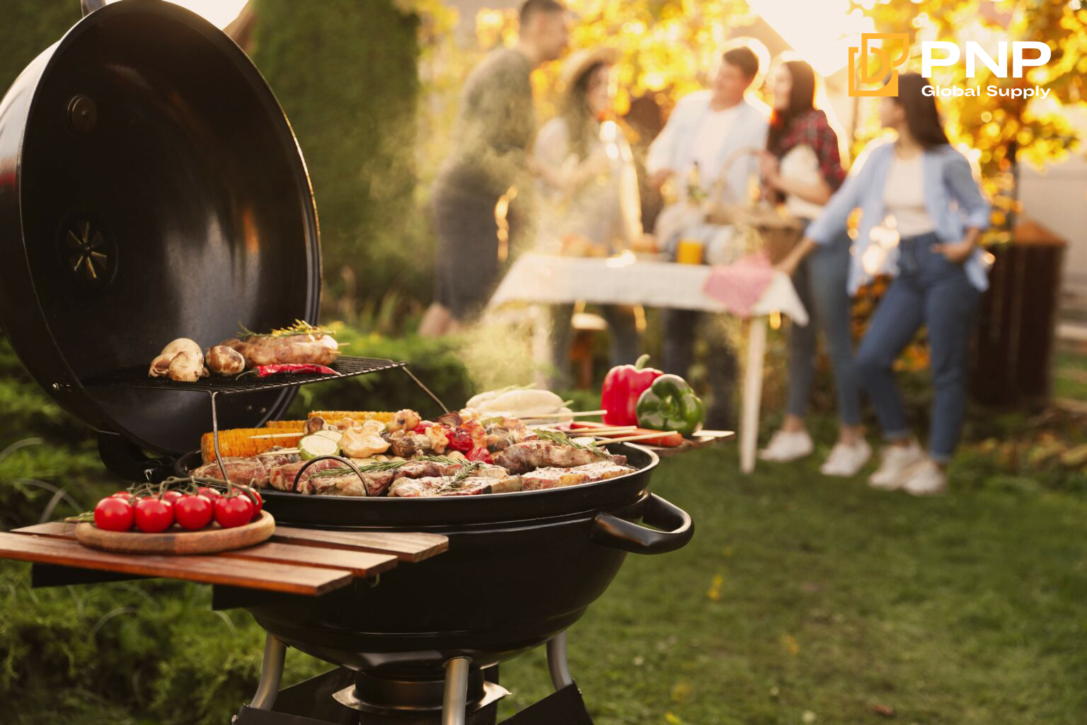 Which Charcoal Is Best for BBQ? A Guide for Beginners 2 Eucalyptus, coconut shell, and wood charcoal are ideal for family BBQs because easy to use (1)