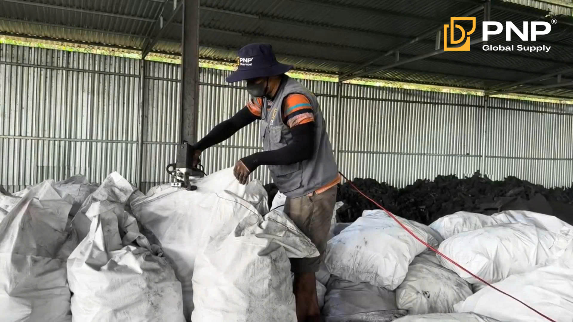 Charcoal Packaging Standards You Must Know for Exporting to Europe 1 Charcoal packaging plays a key role in meeting Europe’s strict export standards