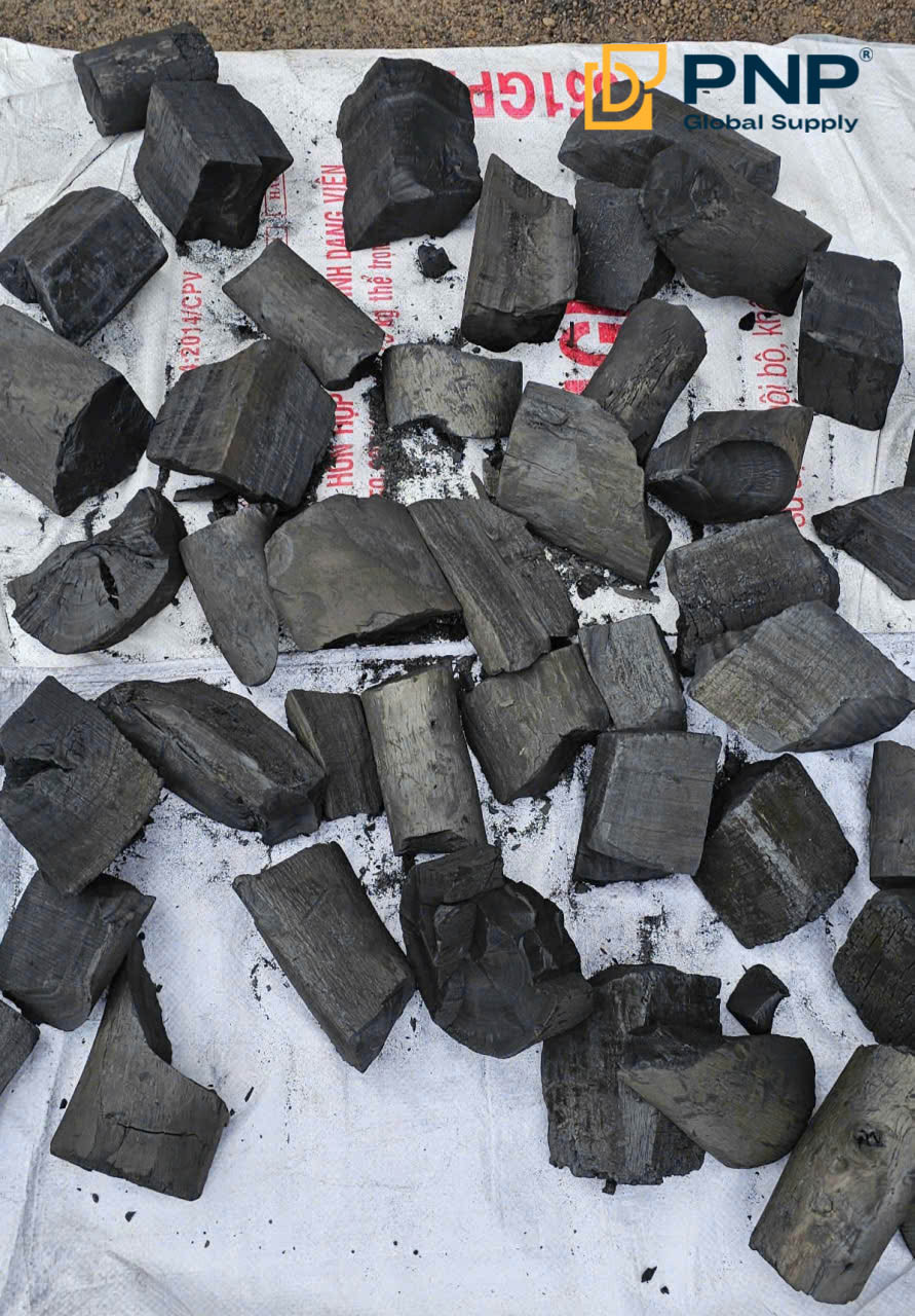 Why Does Wood Charcoal Break Easily During Transport? 2 Wood charcoal is very brittle and easily breaks under physical impact and collision