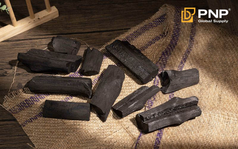 Lump charcoal made from wood trees offers long burn time, low smoke
