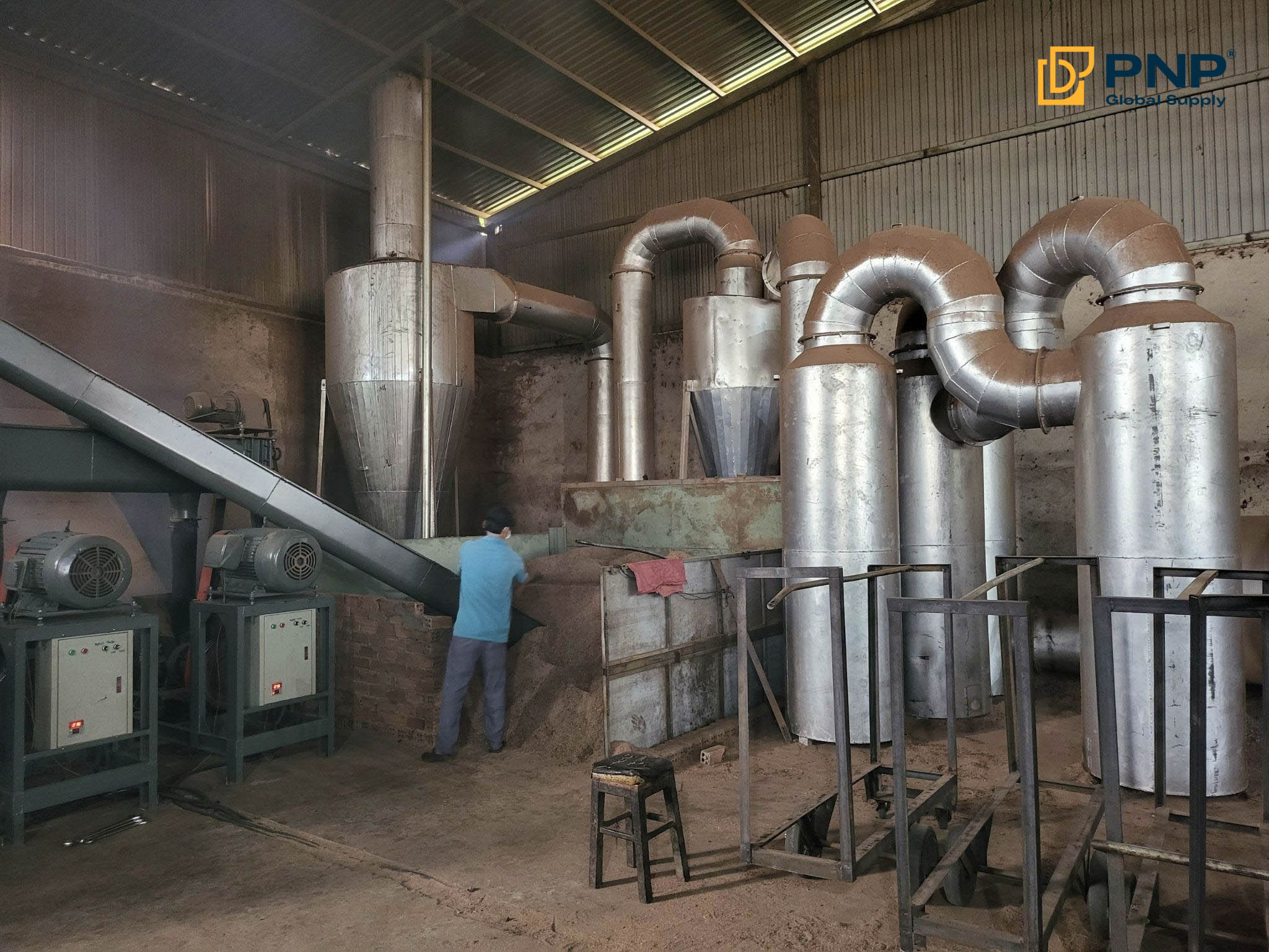 Production technology affects how long sawdust briquettes burn