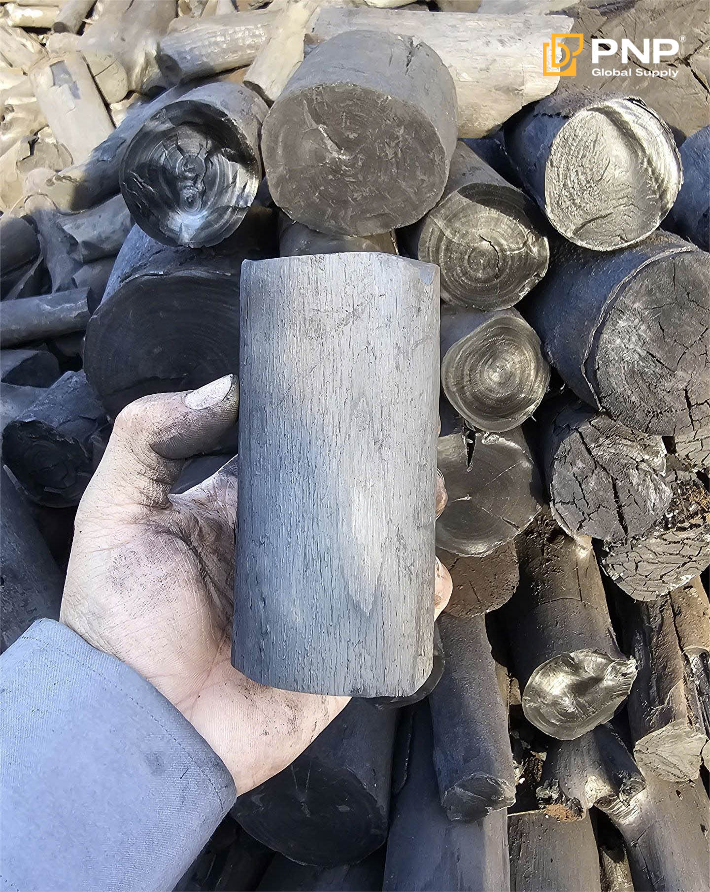 Good charcoal for skewers ensures even heat and pure flavor