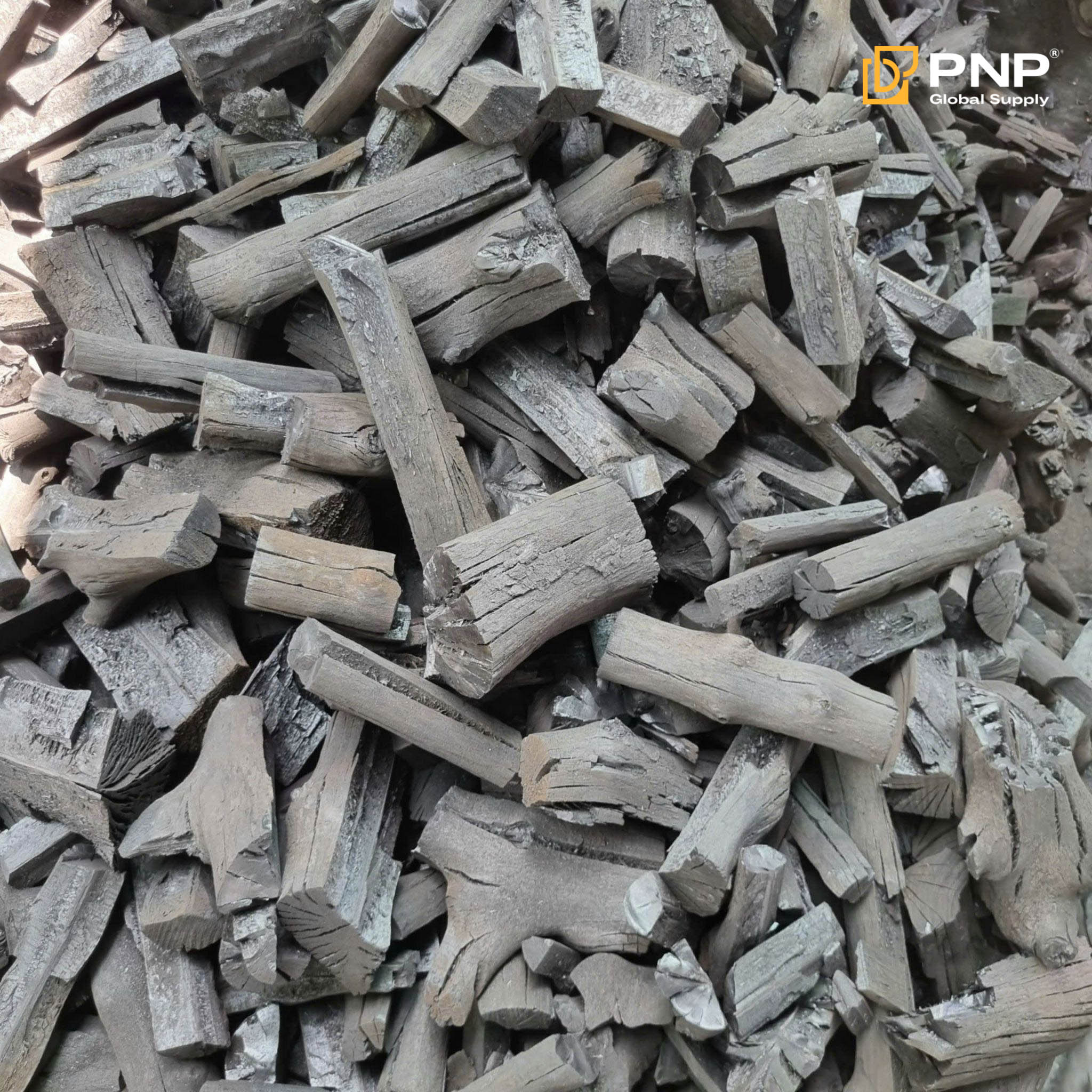 Charcoal review focuses on sizes, quality, and packaging for optimal performance