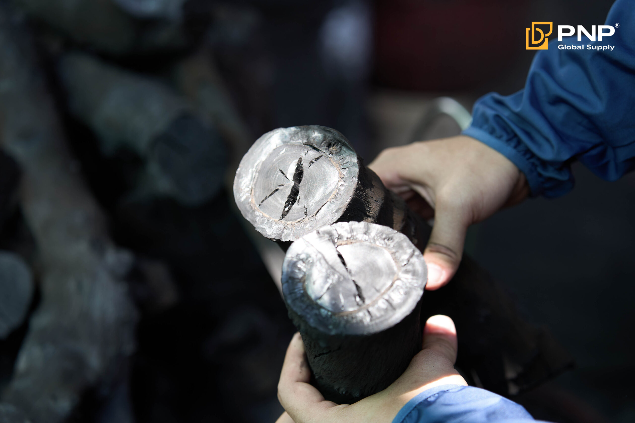 How to Check Sea Freight Shipping Costs for Charcoal – A Practical Guide for New Importers 2 From detailed inquiry to final freight quotation for charcoal shipping