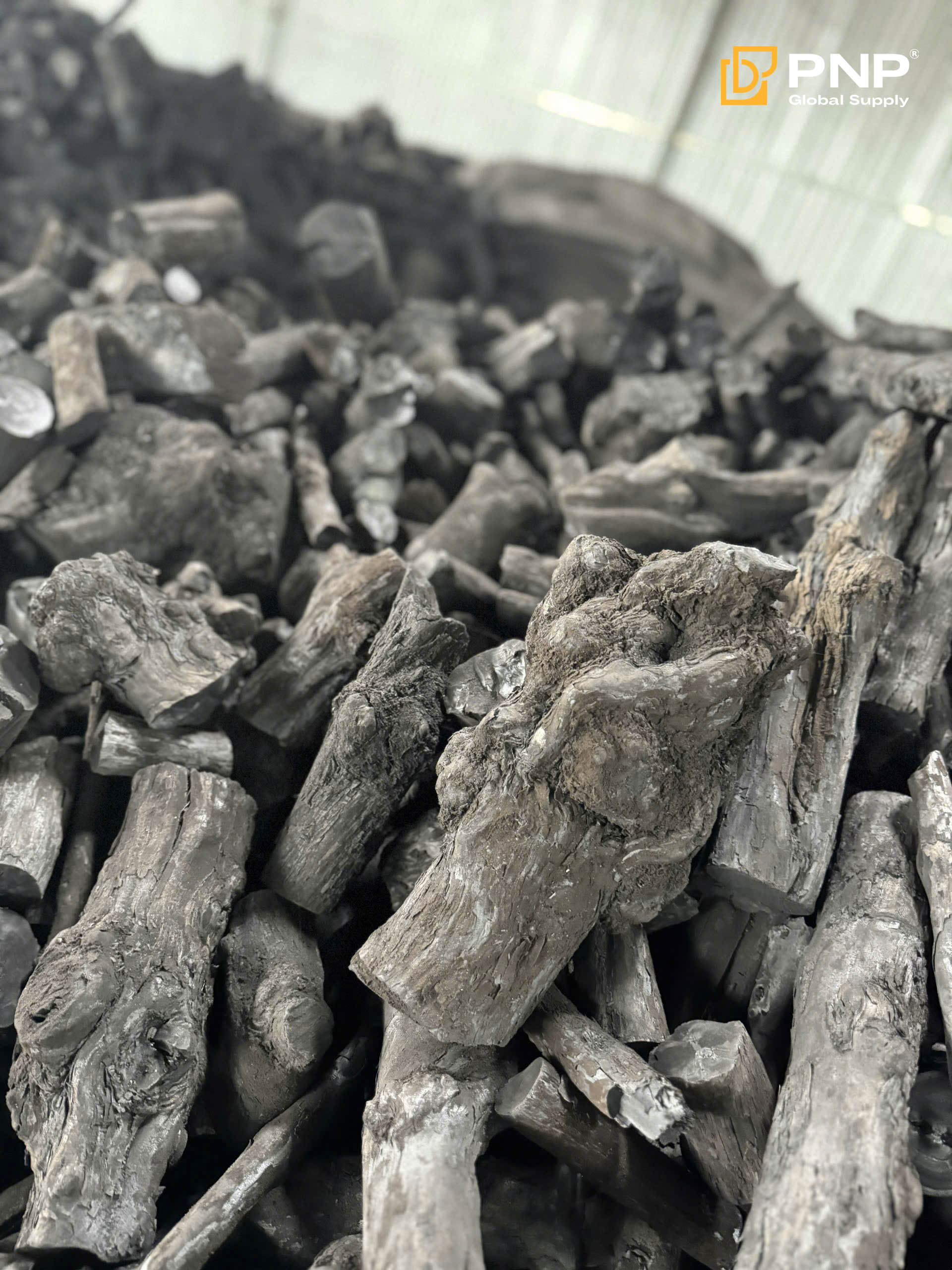 High-quality coffee charcoal with a stable charcoal making process