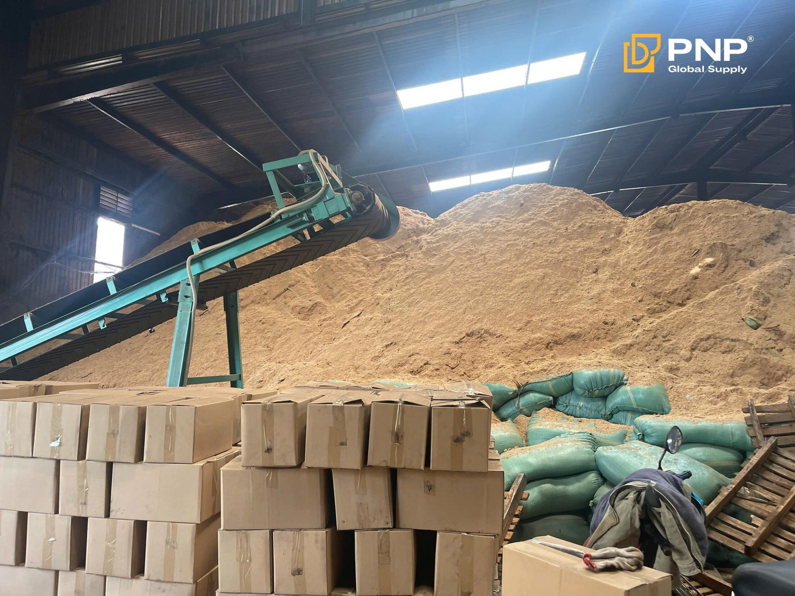 Vietnam Sawdust Charcoal Briquettes Price per kg Export – Latest Update 2 Production processes also play a key role in determining the briquettes price per kg