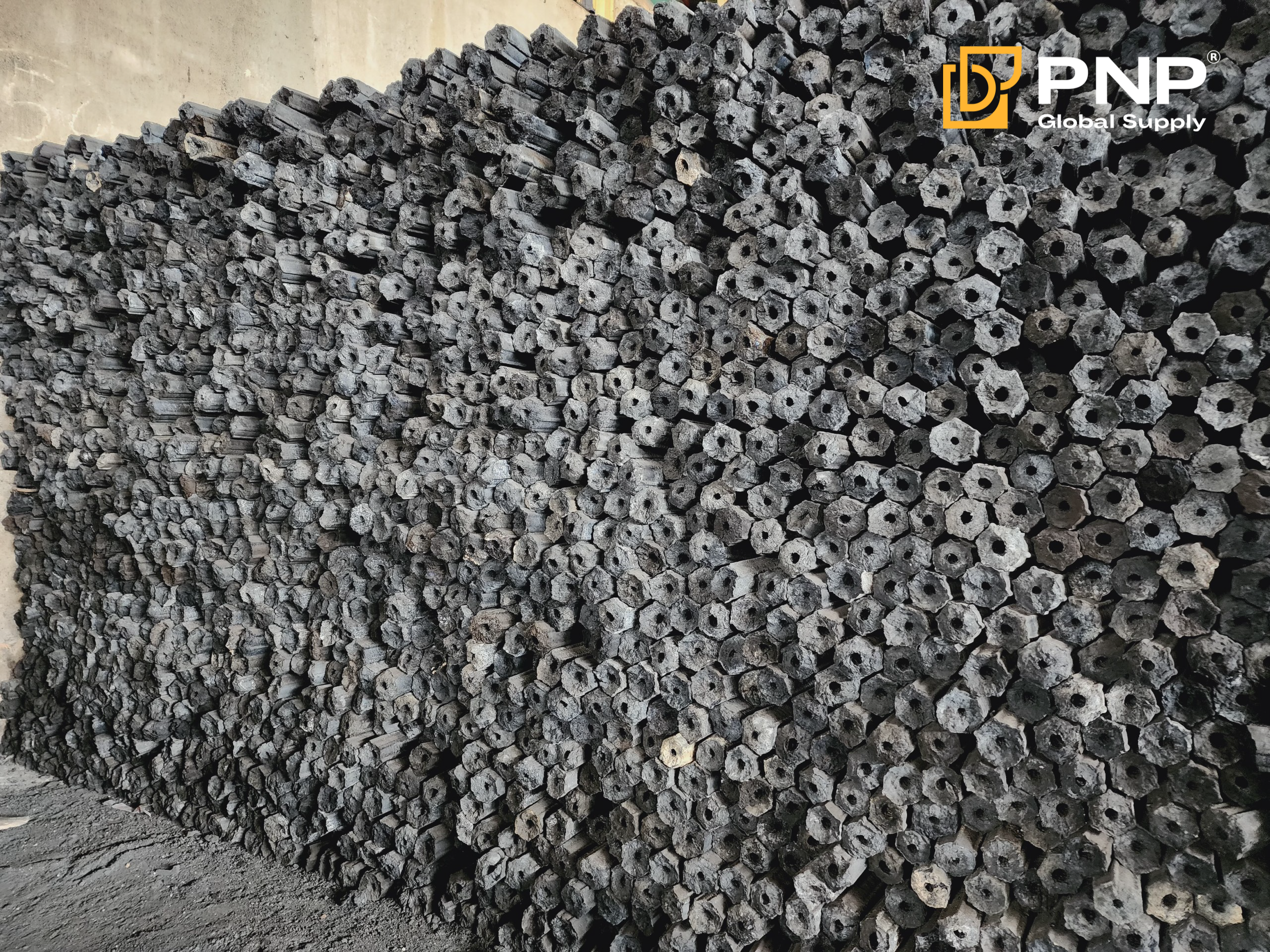 Briquettes charcoal offers stable heat and long-lasting performance