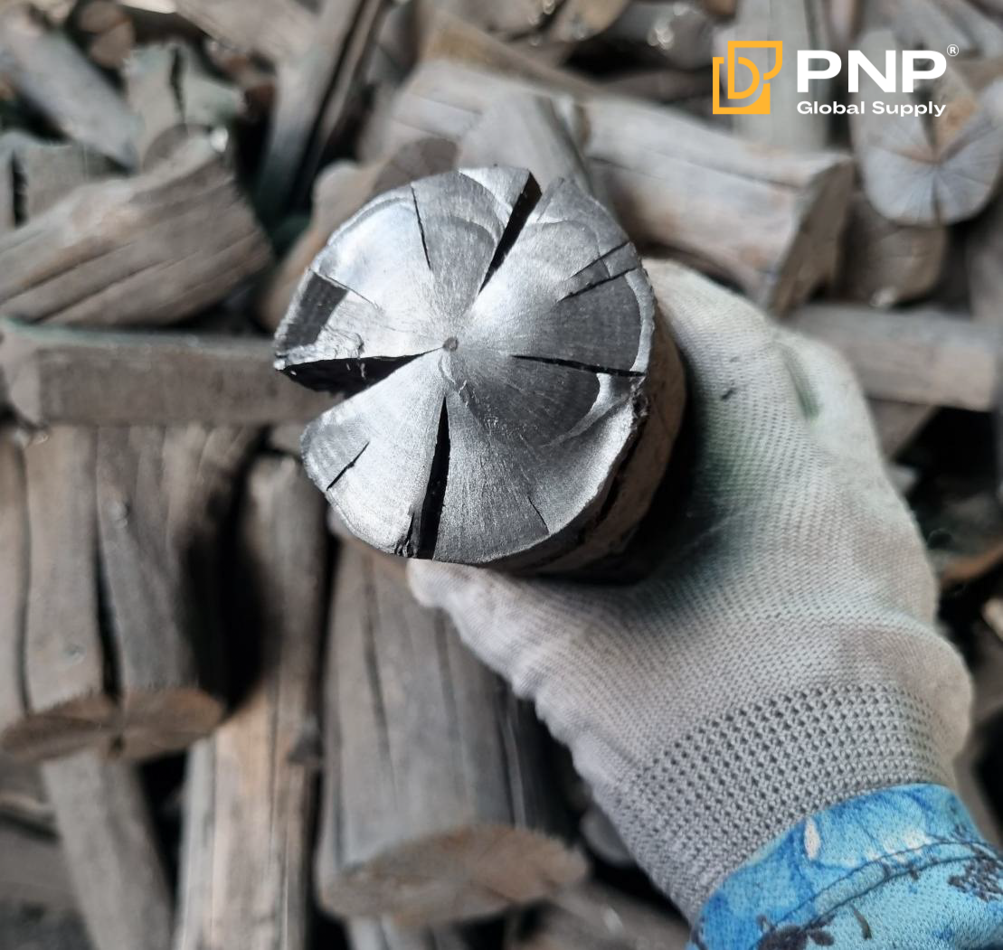 Mangrove charcoal provides strong heat and long burn time