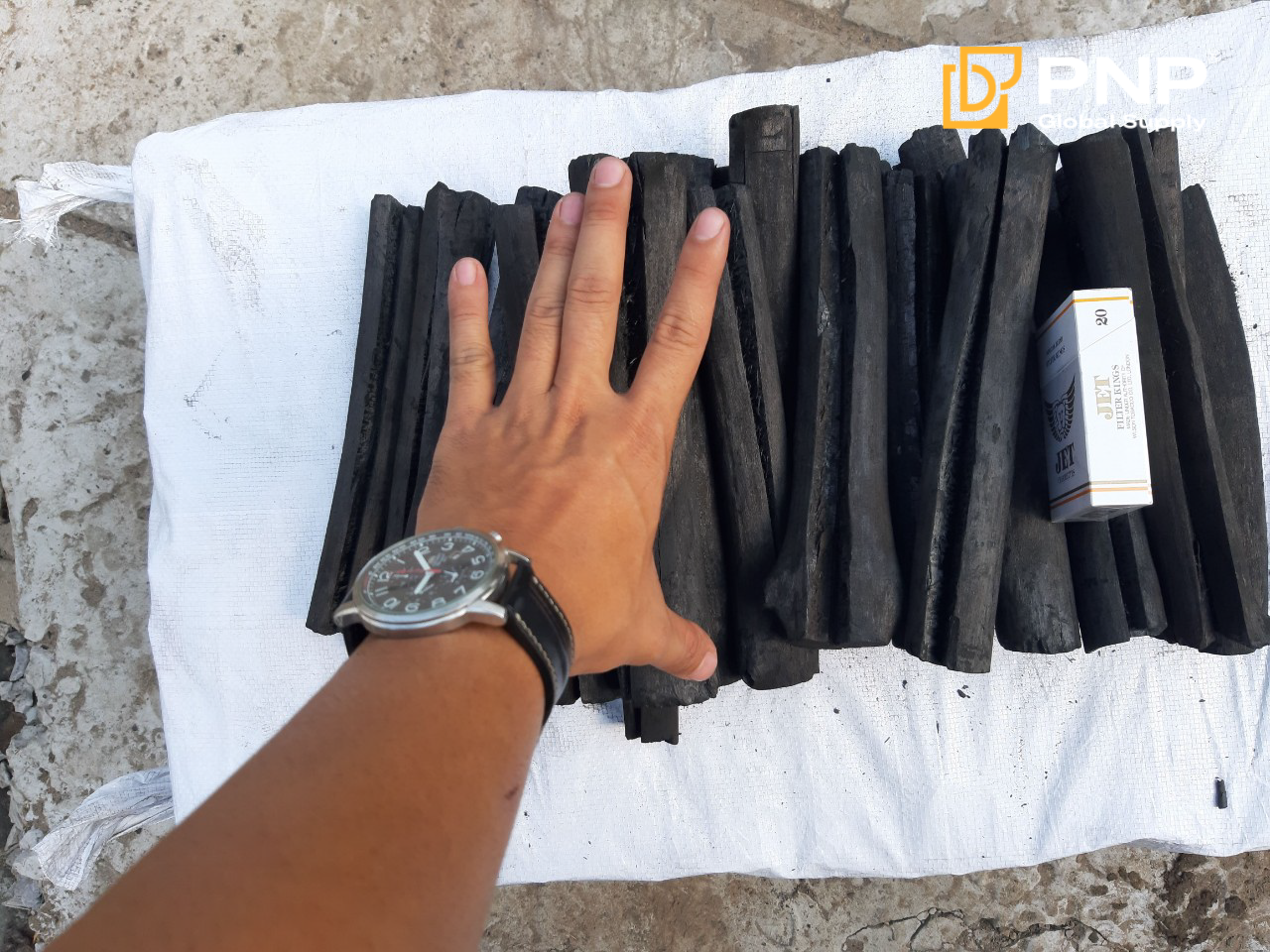 Dark charcoal color and firm texture are important signs when reviewing mangrove charcoal quality