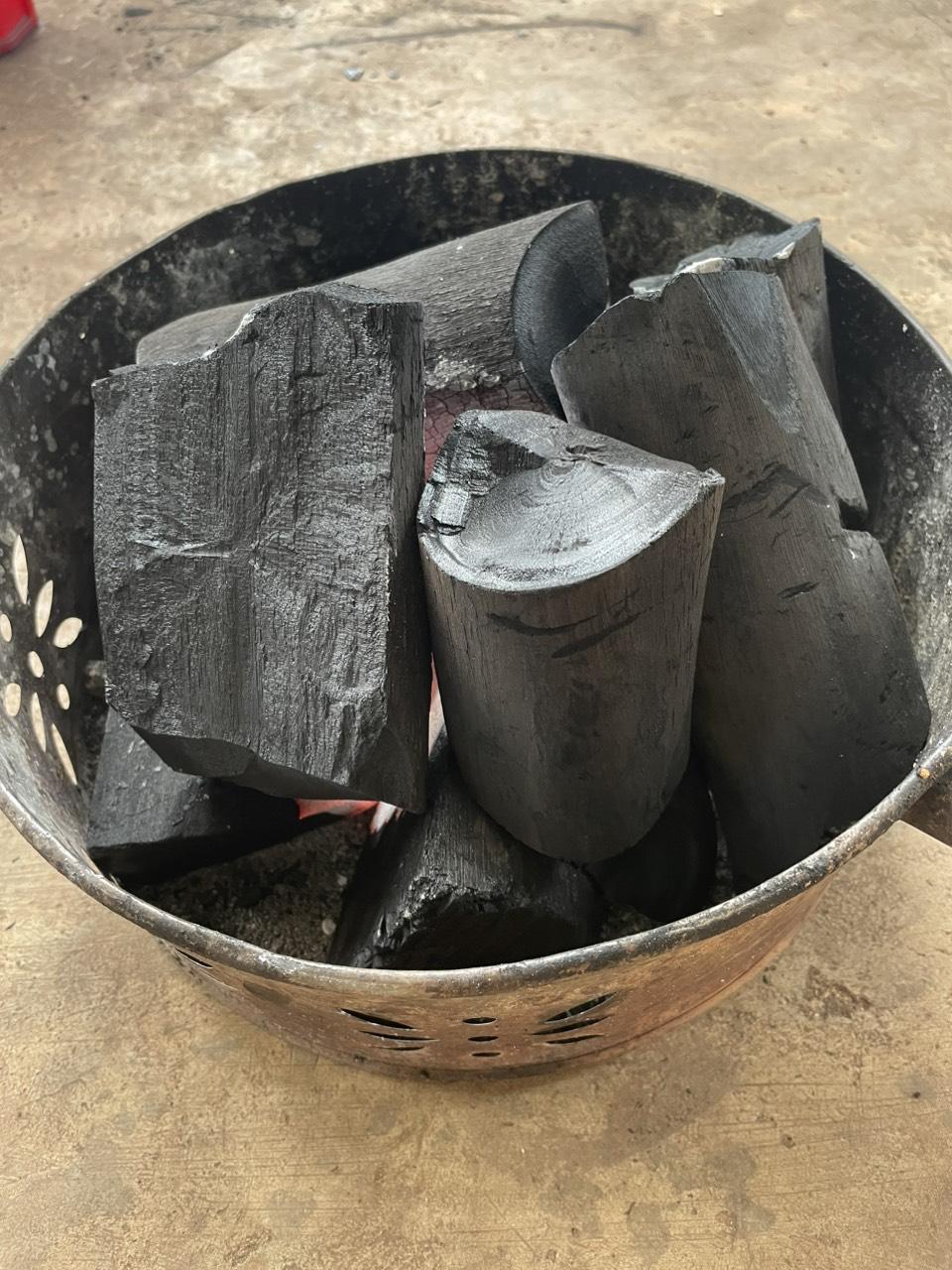 Quality Bulk Lump Charcoal for Sale from Vietnam 3 High-quality Kaya Charcoal for professional grilling