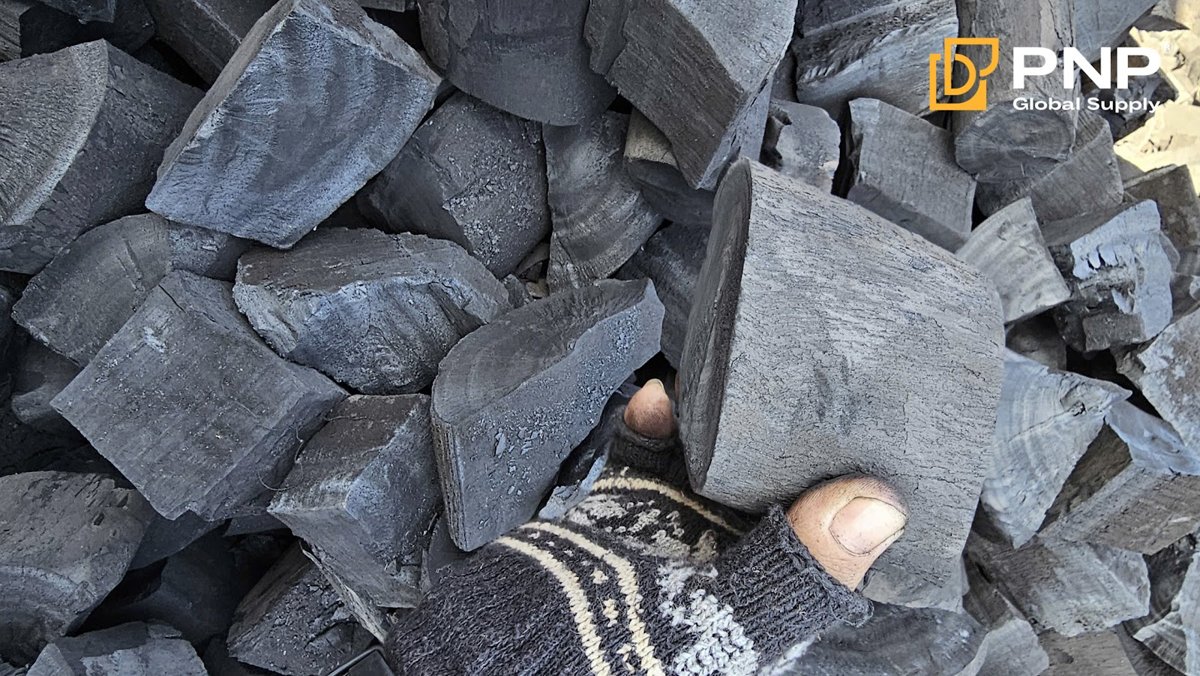 Lump charcoal is made from real wood pieces and responds well to airflow