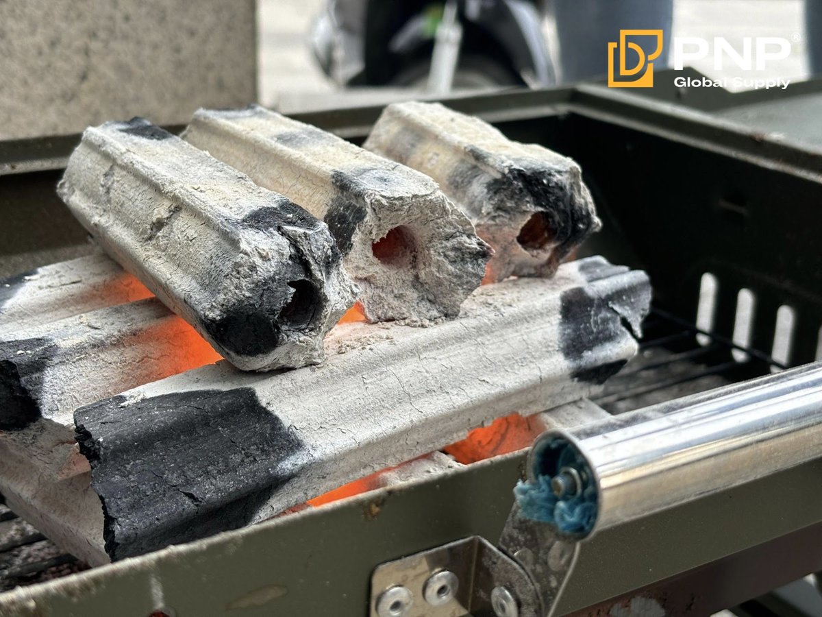 Sawdust briquettes are often selected because of their stable and long-burning performance