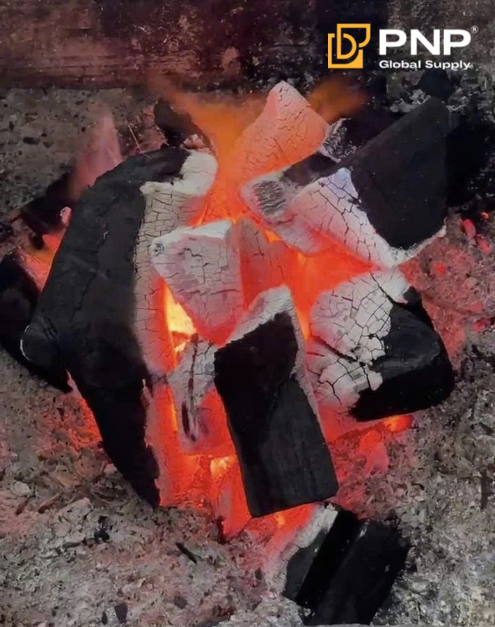 Charcoal Factory Visit Before Buying: What Should Importers Check? 2 A practical charcoal test helps importers compare heat stability, smoke, ash, and burning behavior