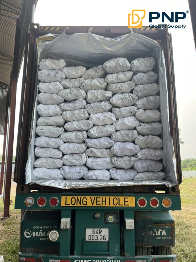 Import Charcoal from Vietnam: Ordering Process for New Importers 3 Proper packing and container loading help protect charcoal quality during export shipment